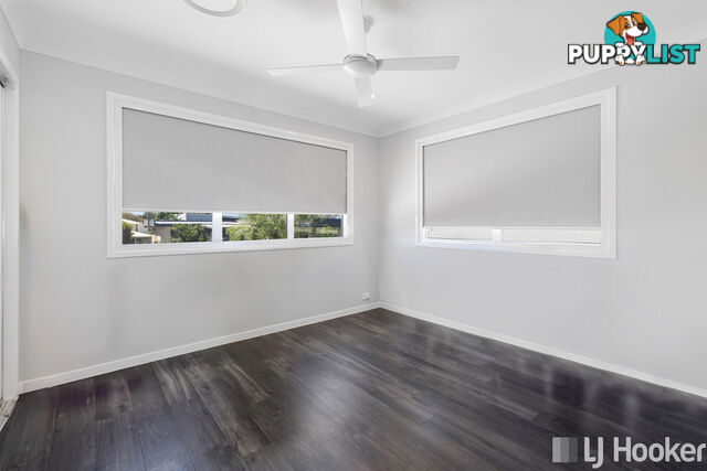 15 Simon Street VICTORIA POINT QLD 4165