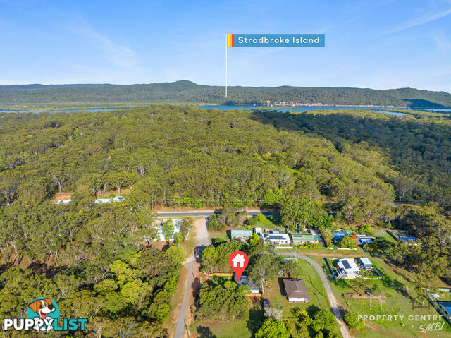 8 Nautilus Parade RUSSELL ISLAND QLD 4184