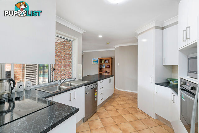 33 Seagull Street VICTORIA POINT QLD 4165