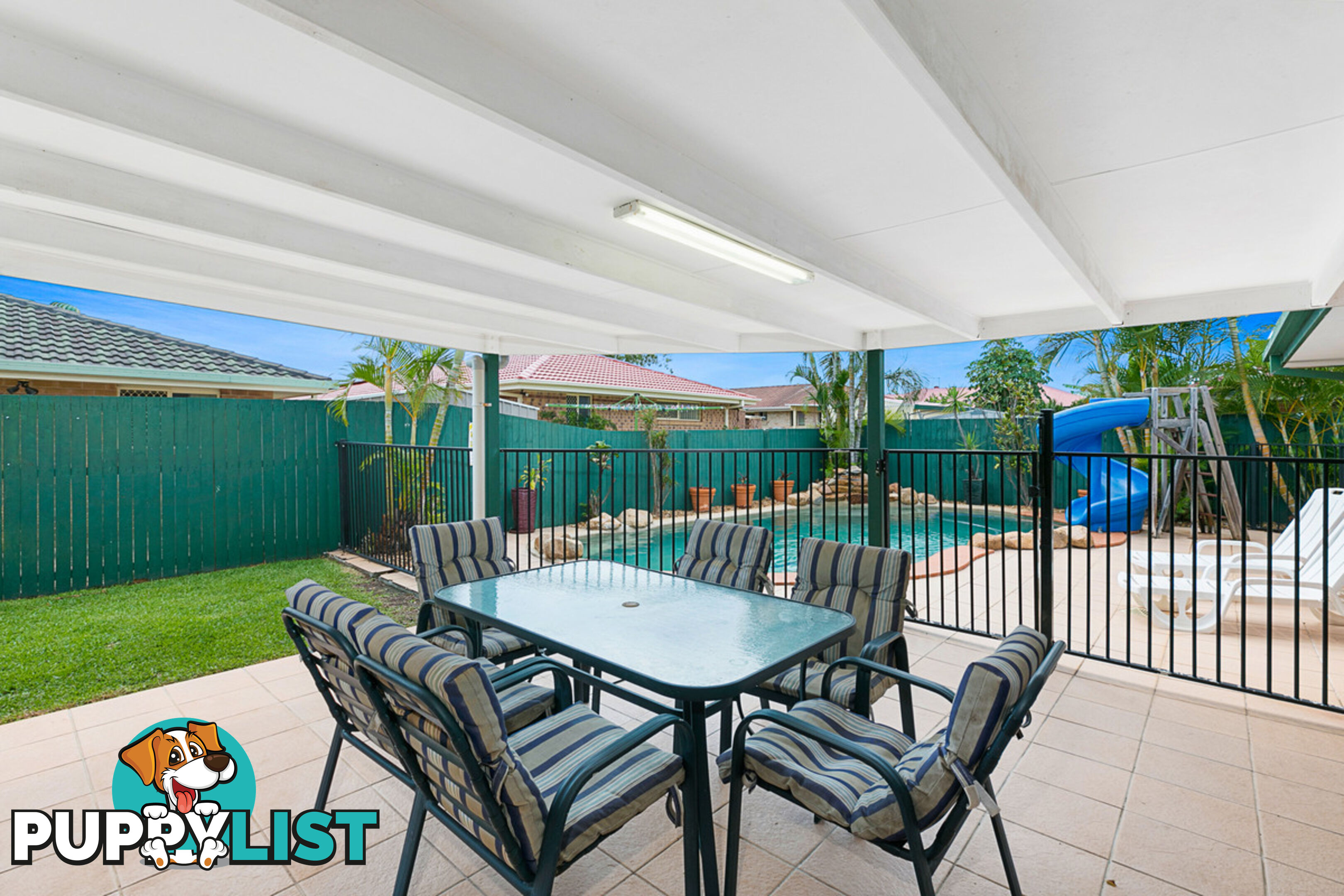 33 Seagull Street VICTORIA POINT QLD 4165