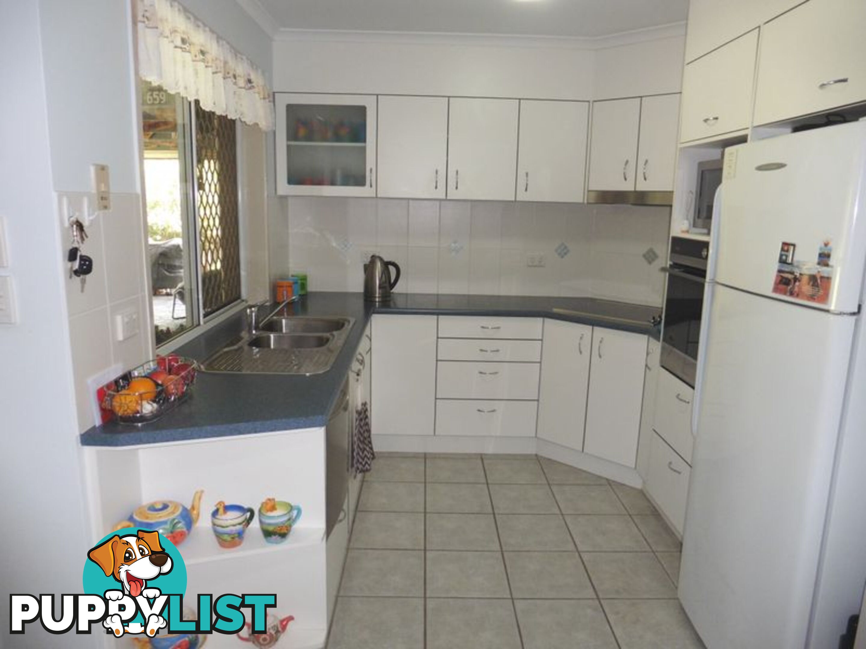 18 Terrier Court REDLAND BAY QLD 4165