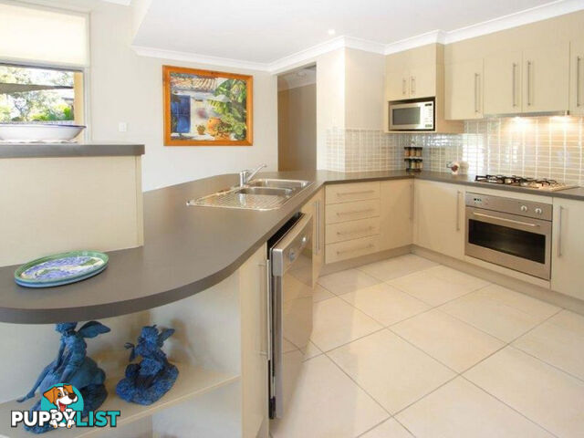 1 Lotus Close THORNLANDS QLD 4164