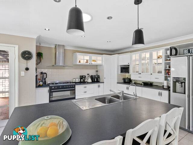 5 Randwick Street CAPALABA QLD 4157