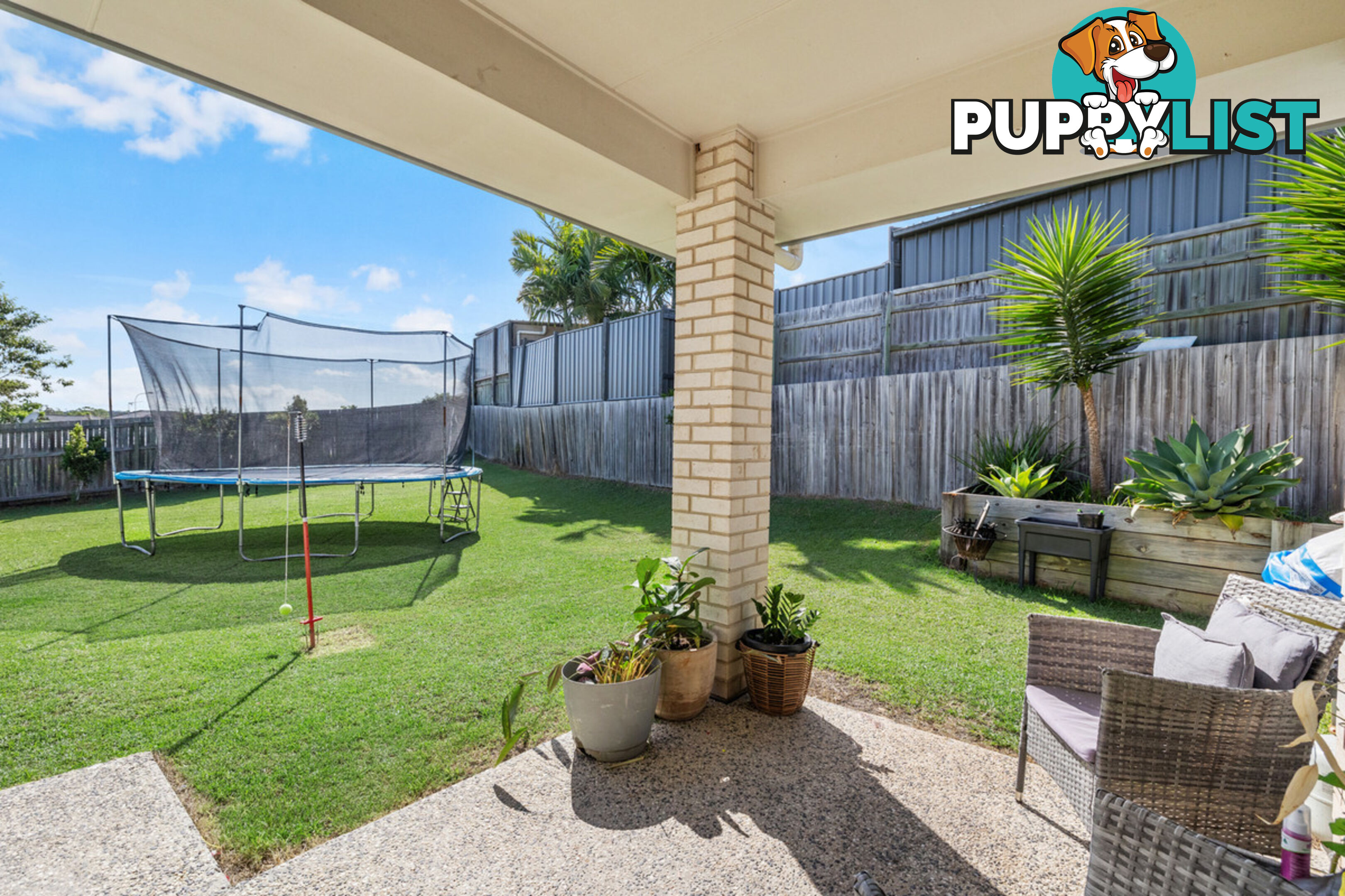 22 John Crescent PIMPAMA QLD 4209