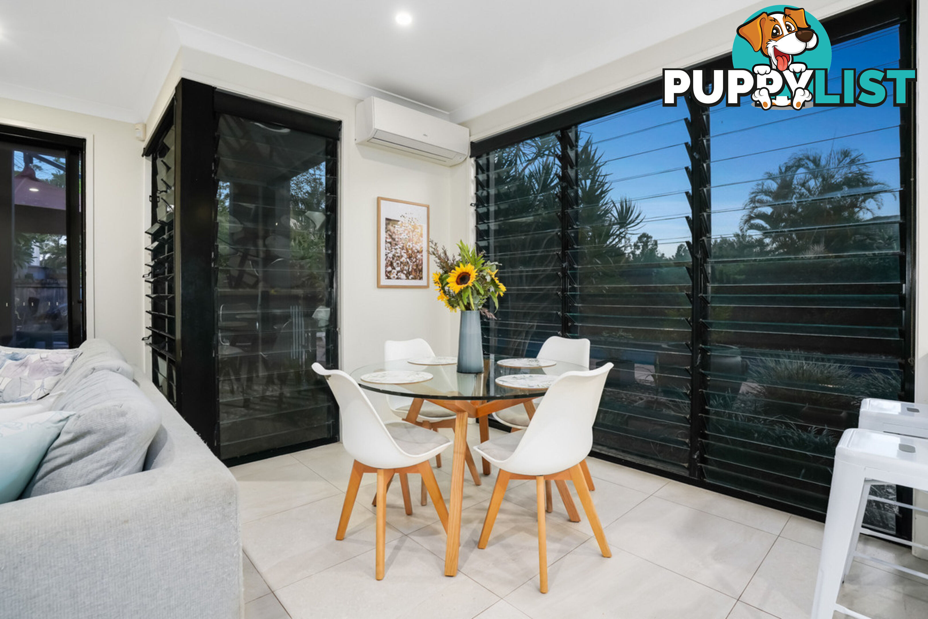 8 Samuel Place SINNAMON PARK QLD 4073