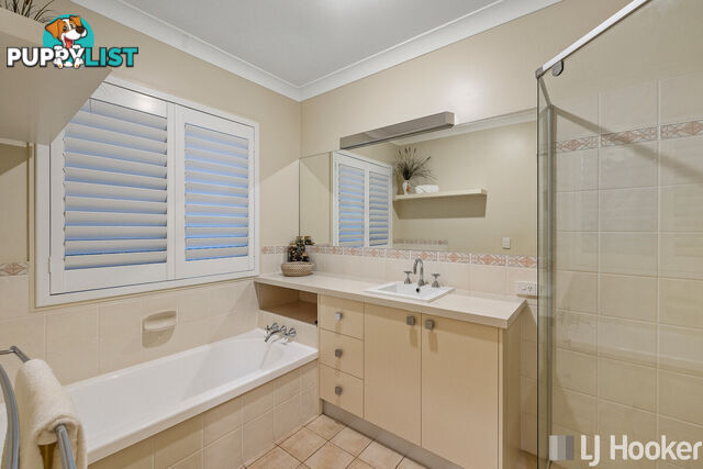 71 Pinelands Circuit REDLAND BAY QLD 4165