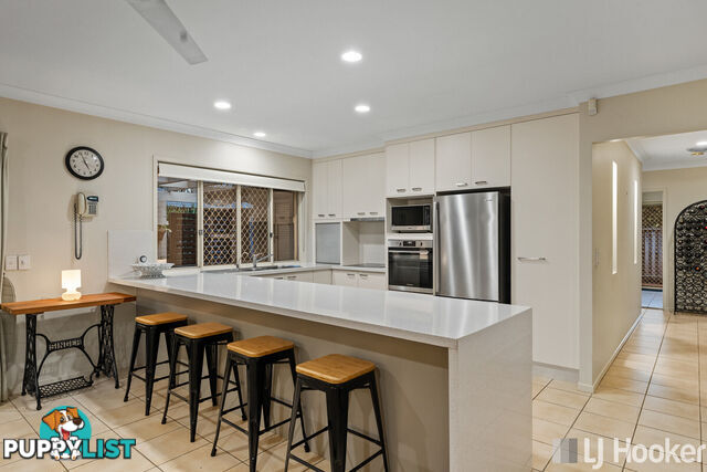 71 Pinelands Circuit REDLAND BAY QLD 4165