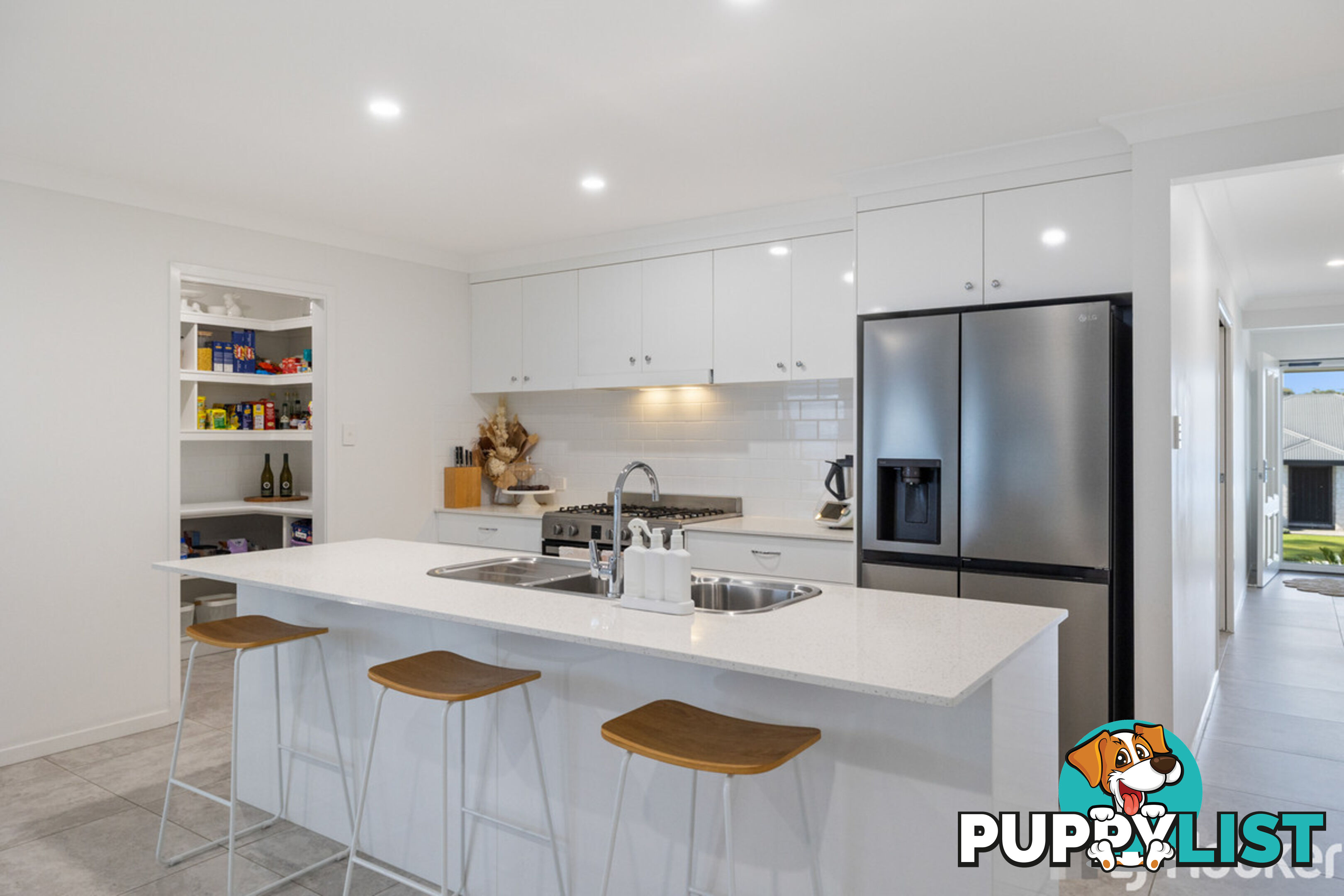 36 Jake Circuit REDLAND BAY QLD 4165