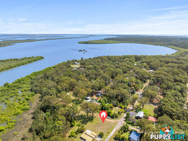 74 Tahlin Drive RUSSELL ISLAND QLD 4184