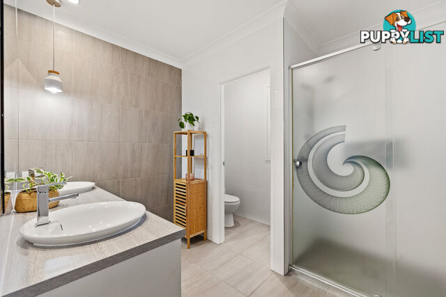 13 Majestic Circuit THORNLANDS QLD 4164