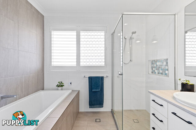 13 Majestic Circuit THORNLANDS QLD 4164