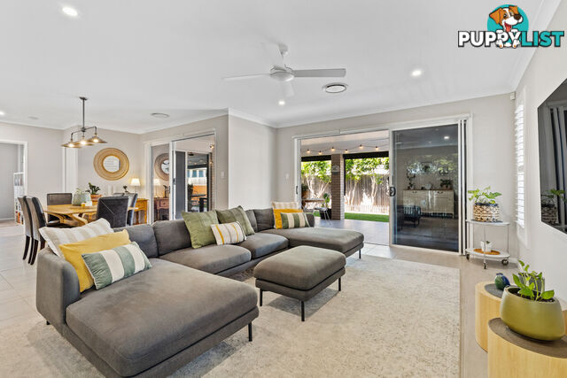 13 Majestic Circuit THORNLANDS QLD 4164