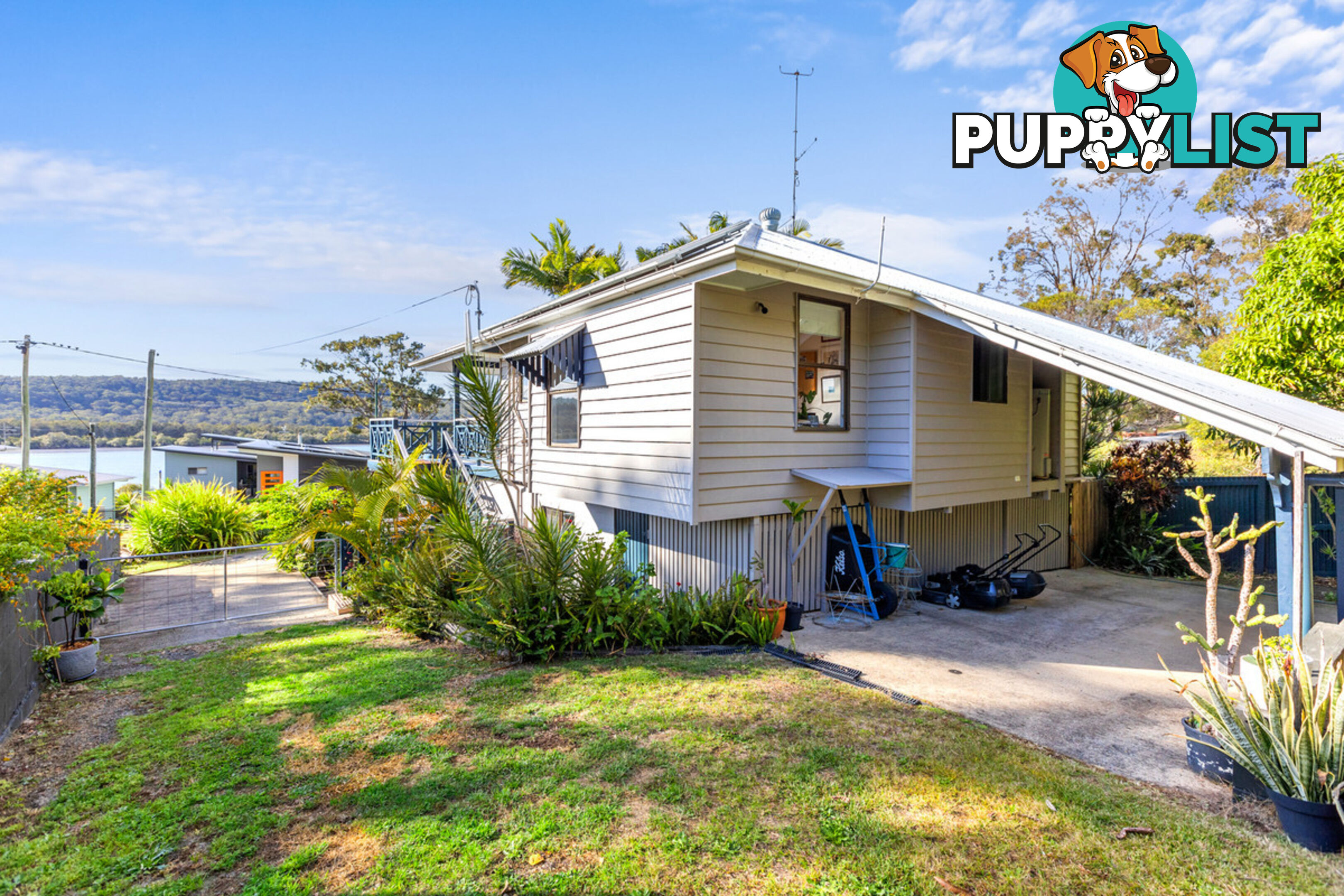 94 Wahine Drive RUSSELL ISLAND QLD 4184