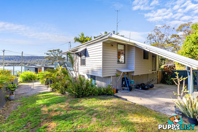 94 Wahine Drive RUSSELL ISLAND QLD 4184