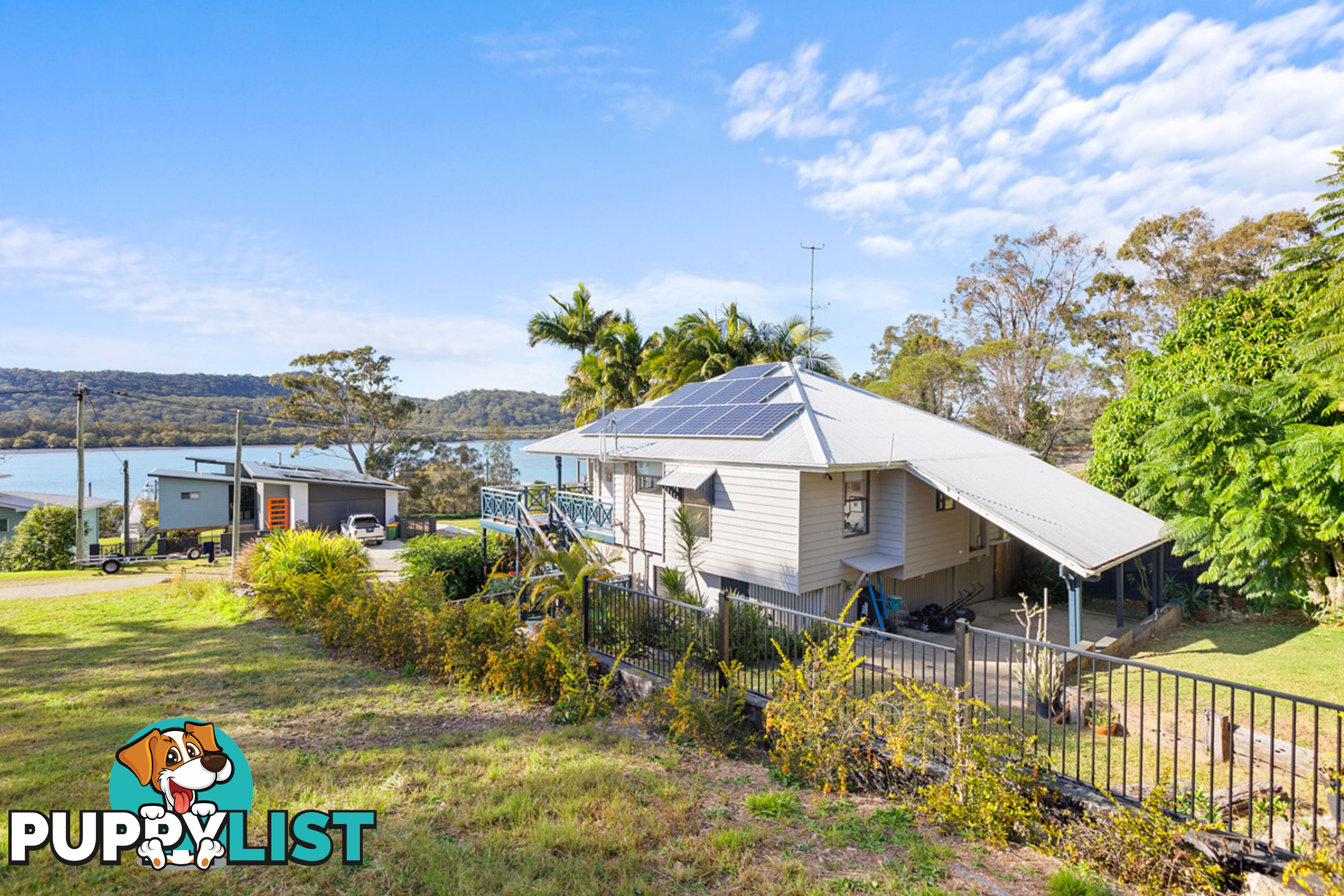 94 Wahine Drive RUSSELL ISLAND QLD 4184