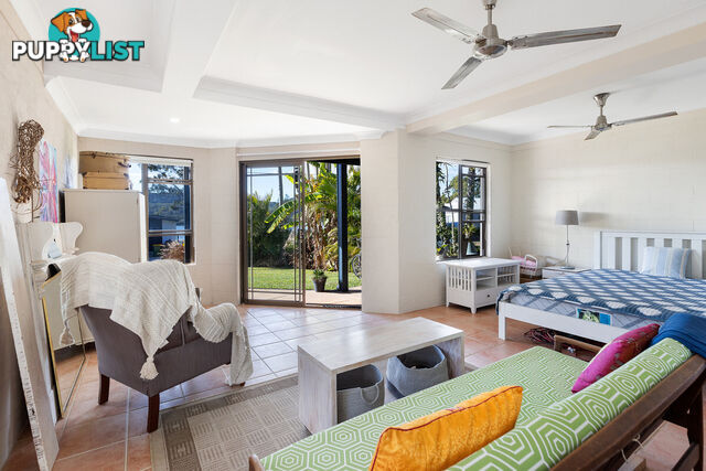 94 Wahine Drive RUSSELL ISLAND QLD 4184