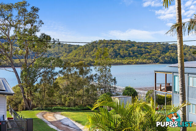 94 Wahine Drive RUSSELL ISLAND QLD 4184