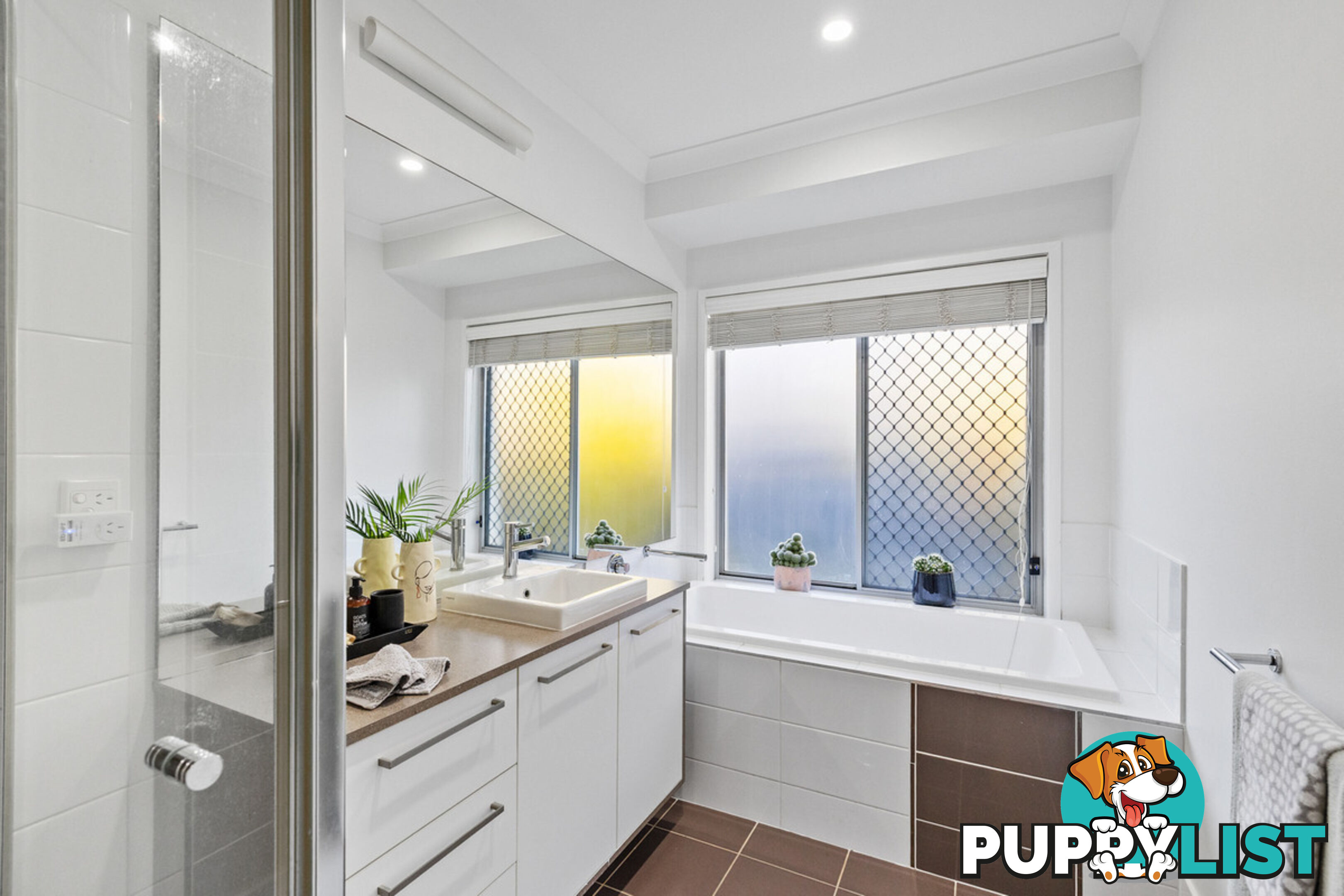 18 Explorers Way MOUNT COTTON QLD 4165