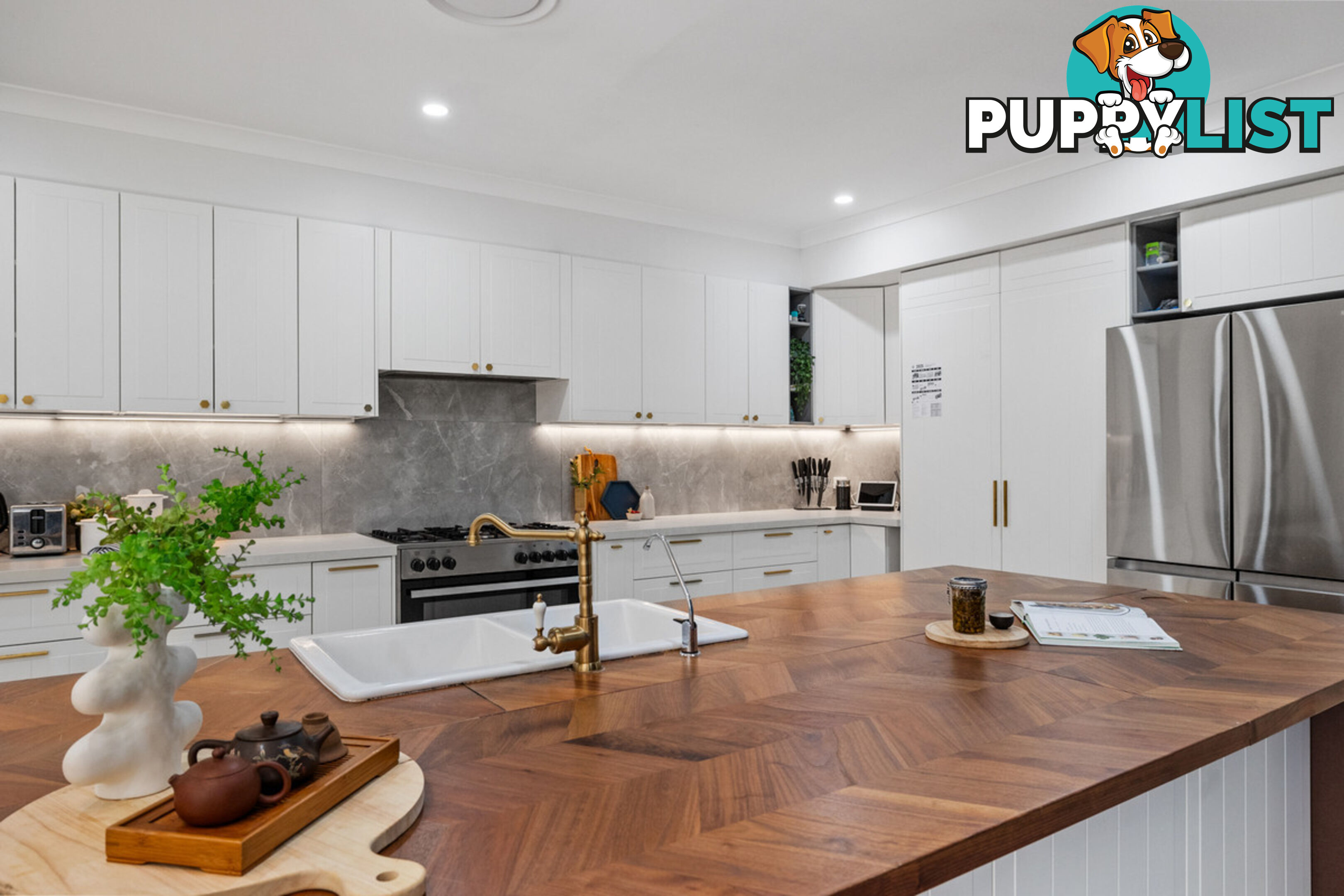 18 Explorers Way MOUNT COTTON QLD 4165