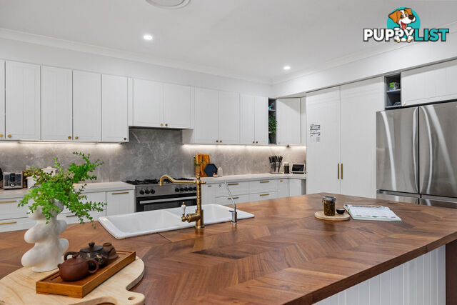 18 Explorers Way MOUNT COTTON QLD 4165