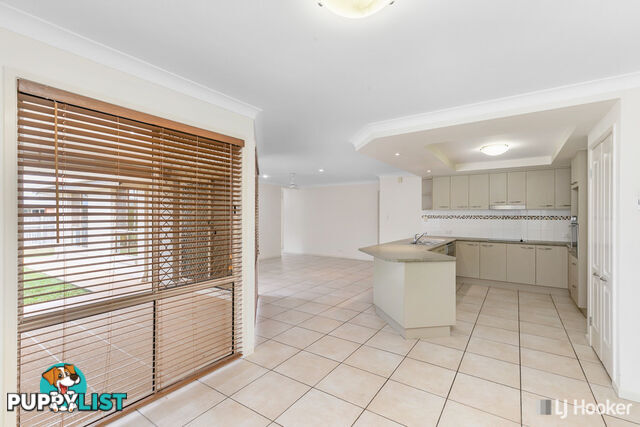5 Lidgard Street THORNLANDS QLD 4164