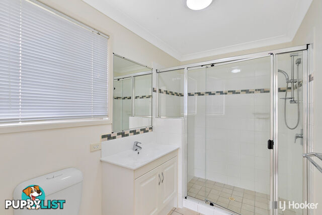 5 Lidgard Street THORNLANDS QLD 4164