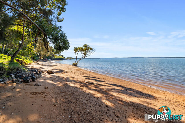 4C Bay Street REDLAND BAY QLD 4165