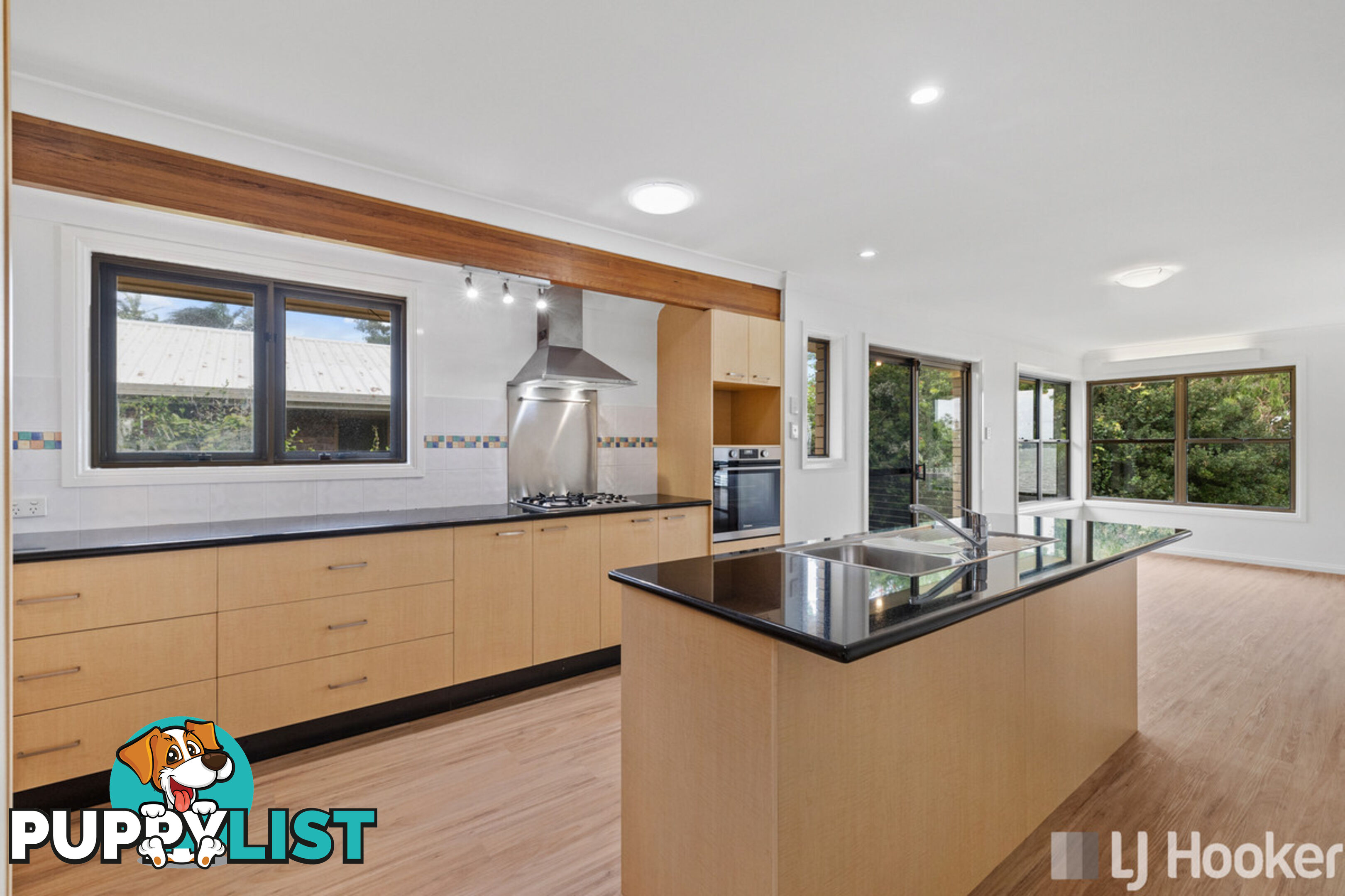 4C Bay Street REDLAND BAY QLD 4165
