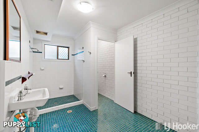 4C Bay Street REDLAND BAY QLD 4165