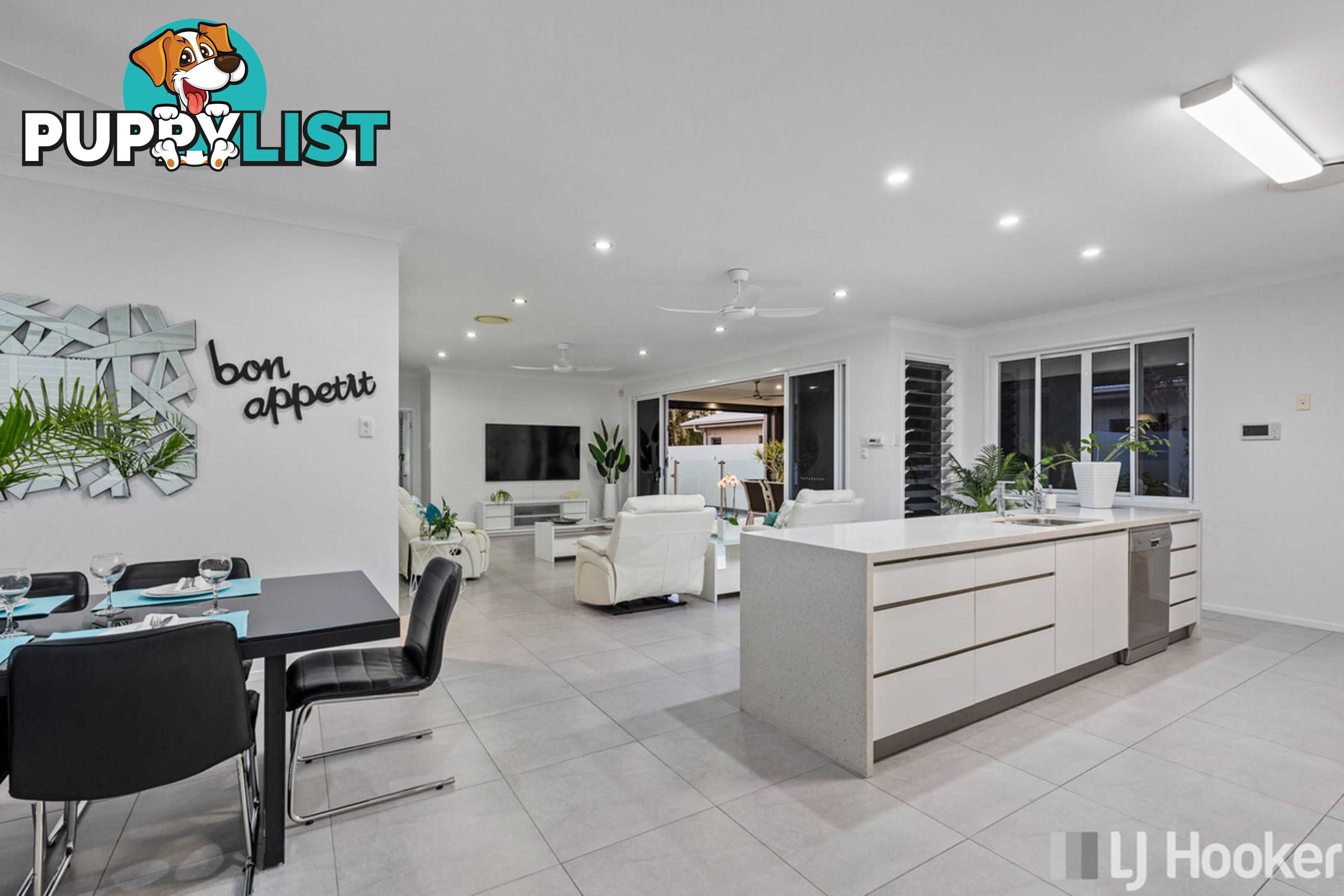 4 Joyce Court WELLINGTON POINT QLD 4160