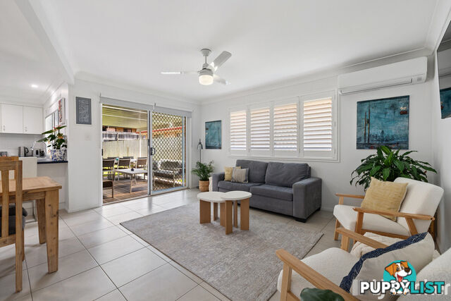 7 Manning  Esplanade THORNLANDS QLD 4164