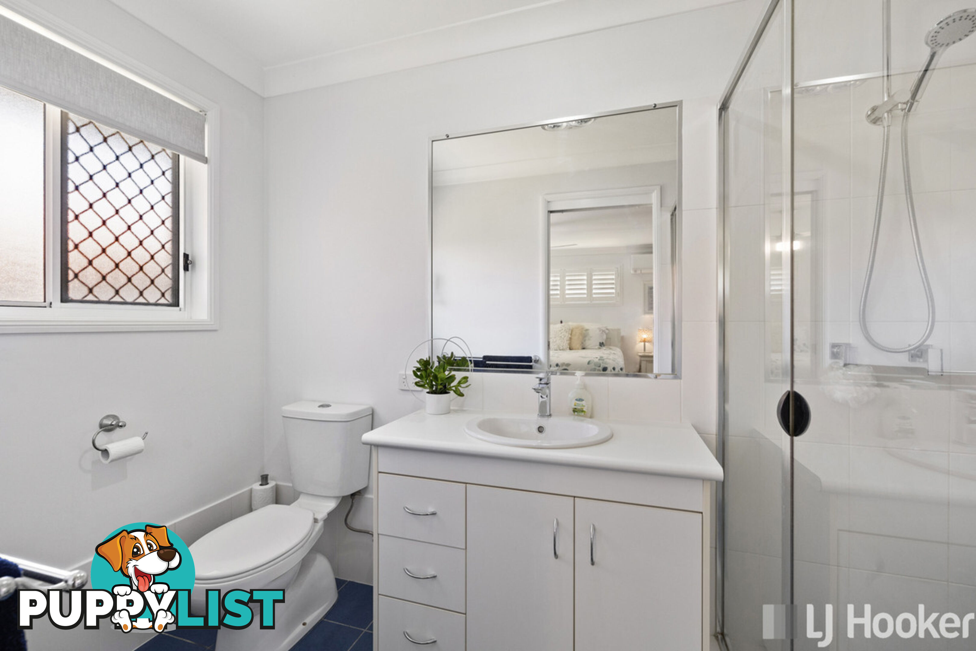 7 Manning  Esplanade THORNLANDS QLD 4164