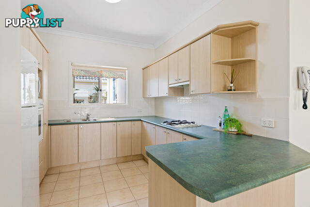 2 Flame Tree Crescent CARINDALE QLD 4152