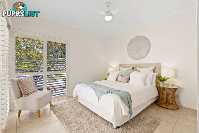 2 Flame Tree Crescent CARINDALE QLD 4152