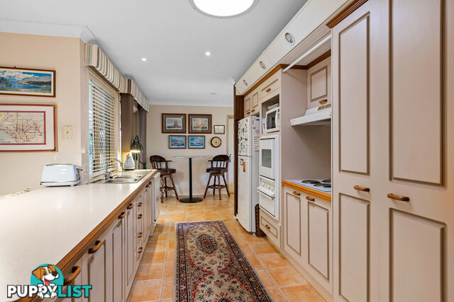 16 Jeanne Drive VICTORIA POINT QLD 4165