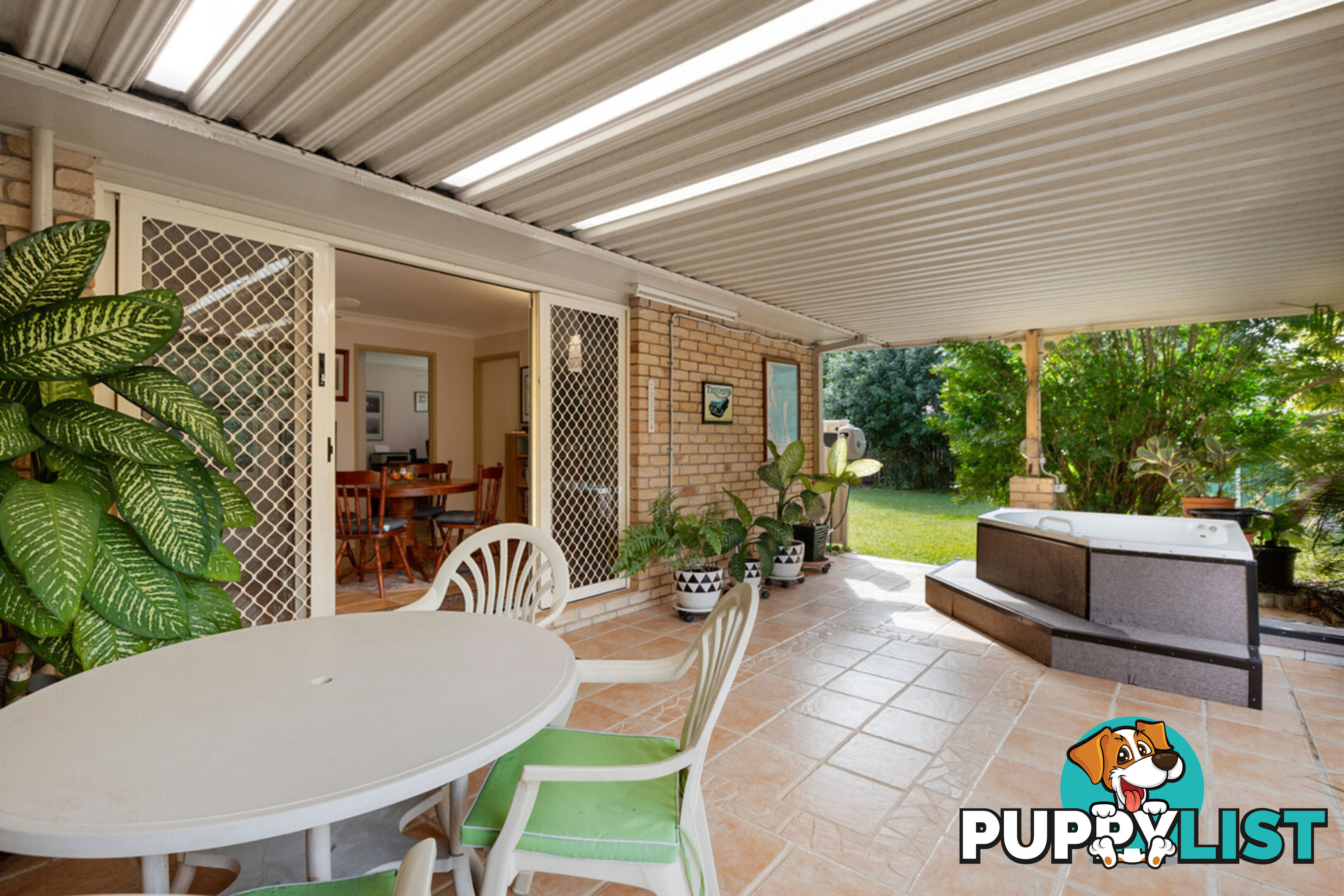 16 Jeanne Drive VICTORIA POINT QLD 4165