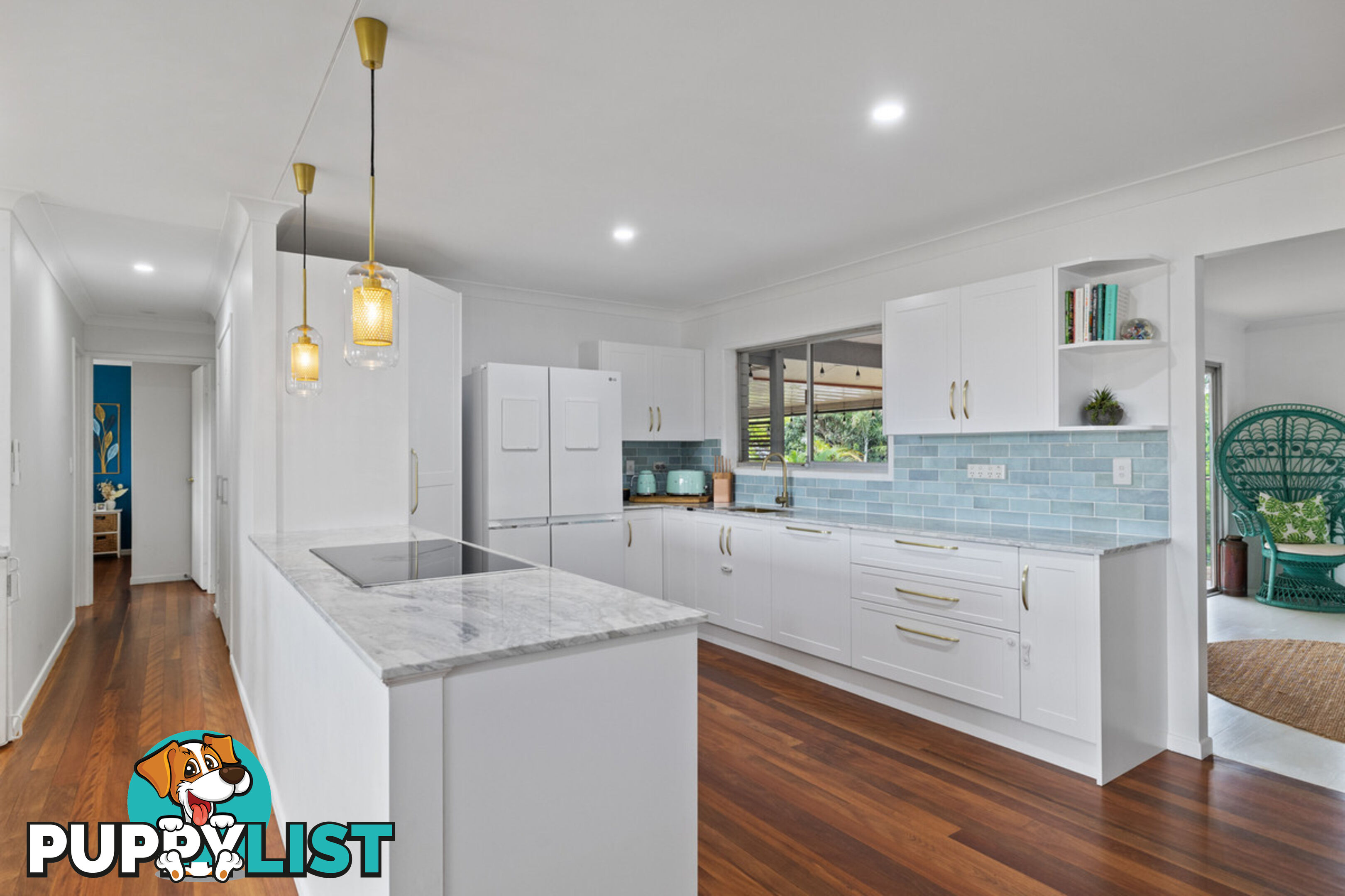 4 Raven Street VICTORIA POINT QLD 4165