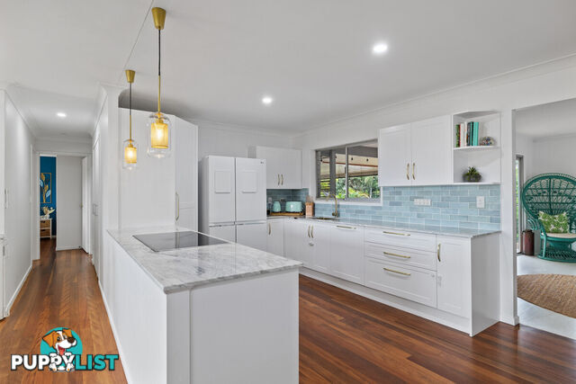 4 Raven Street VICTORIA POINT QLD 4165