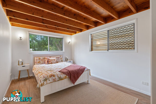 4 Raven Street VICTORIA POINT QLD 4165