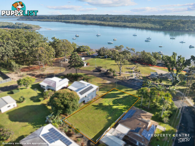 26 Esplanade RUSSELL ISLAND QLD 4184