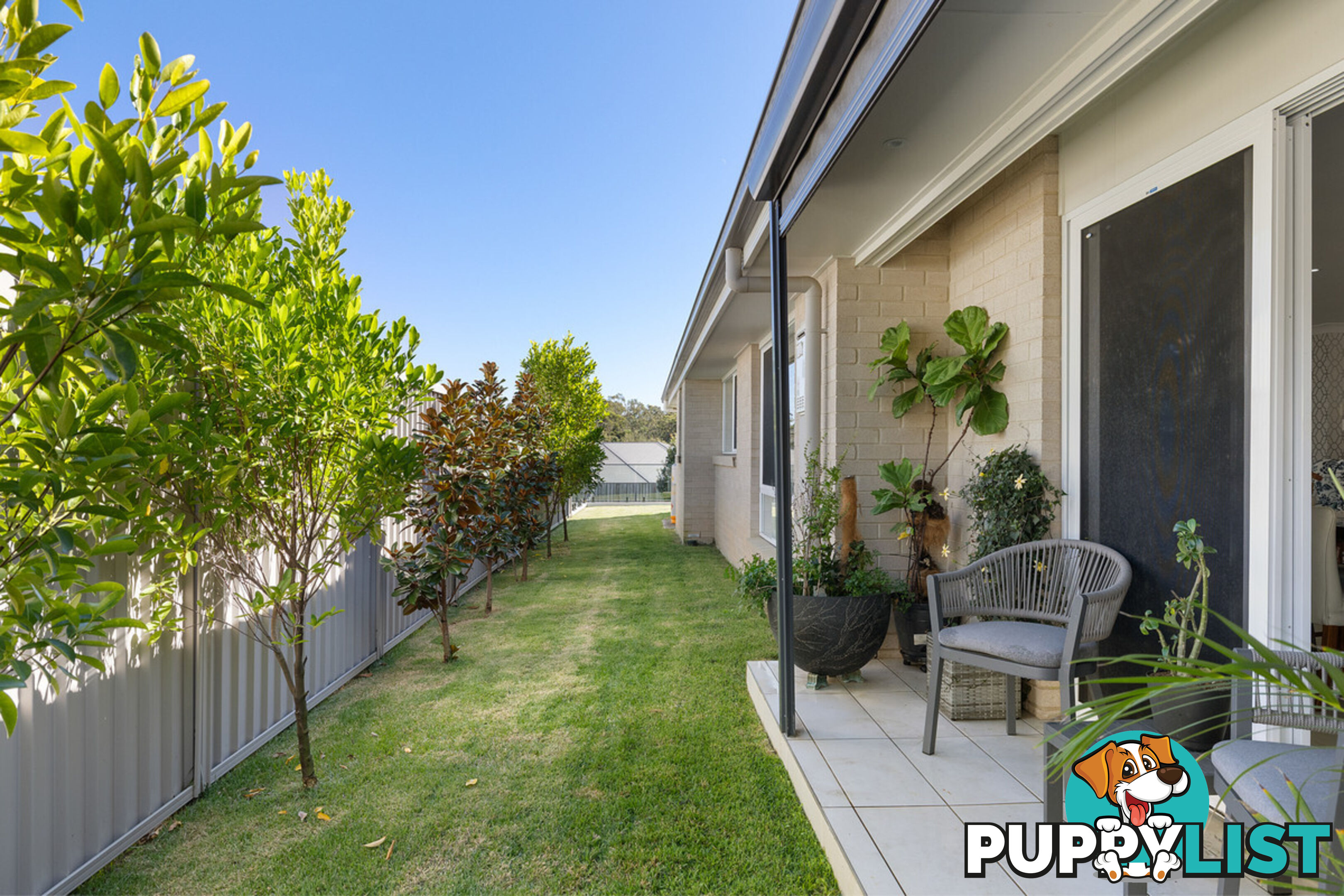 12 Valleygreen Close REDLAND BAY QLD 4165