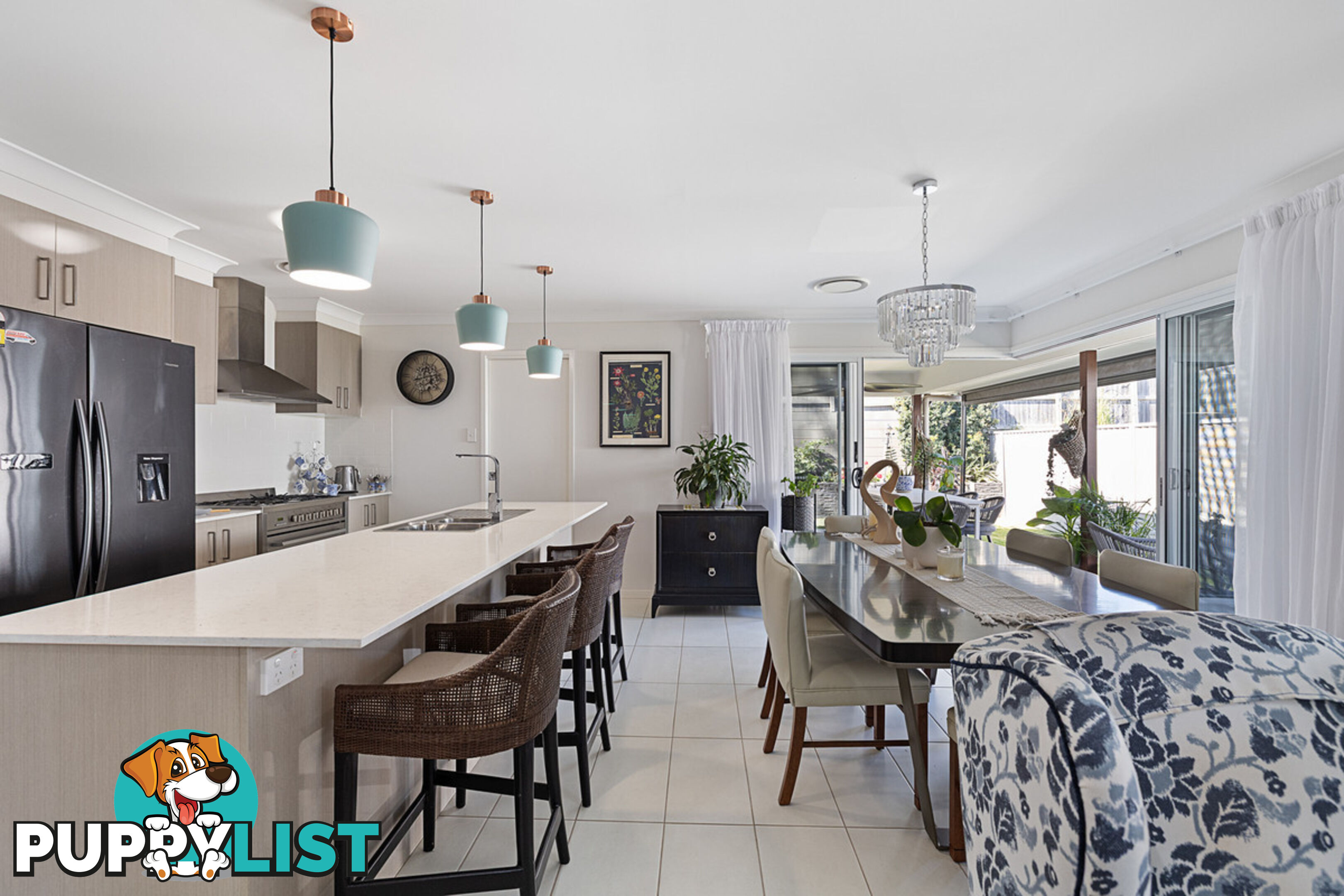 12 Valleygreen Close REDLAND BAY QLD 4165