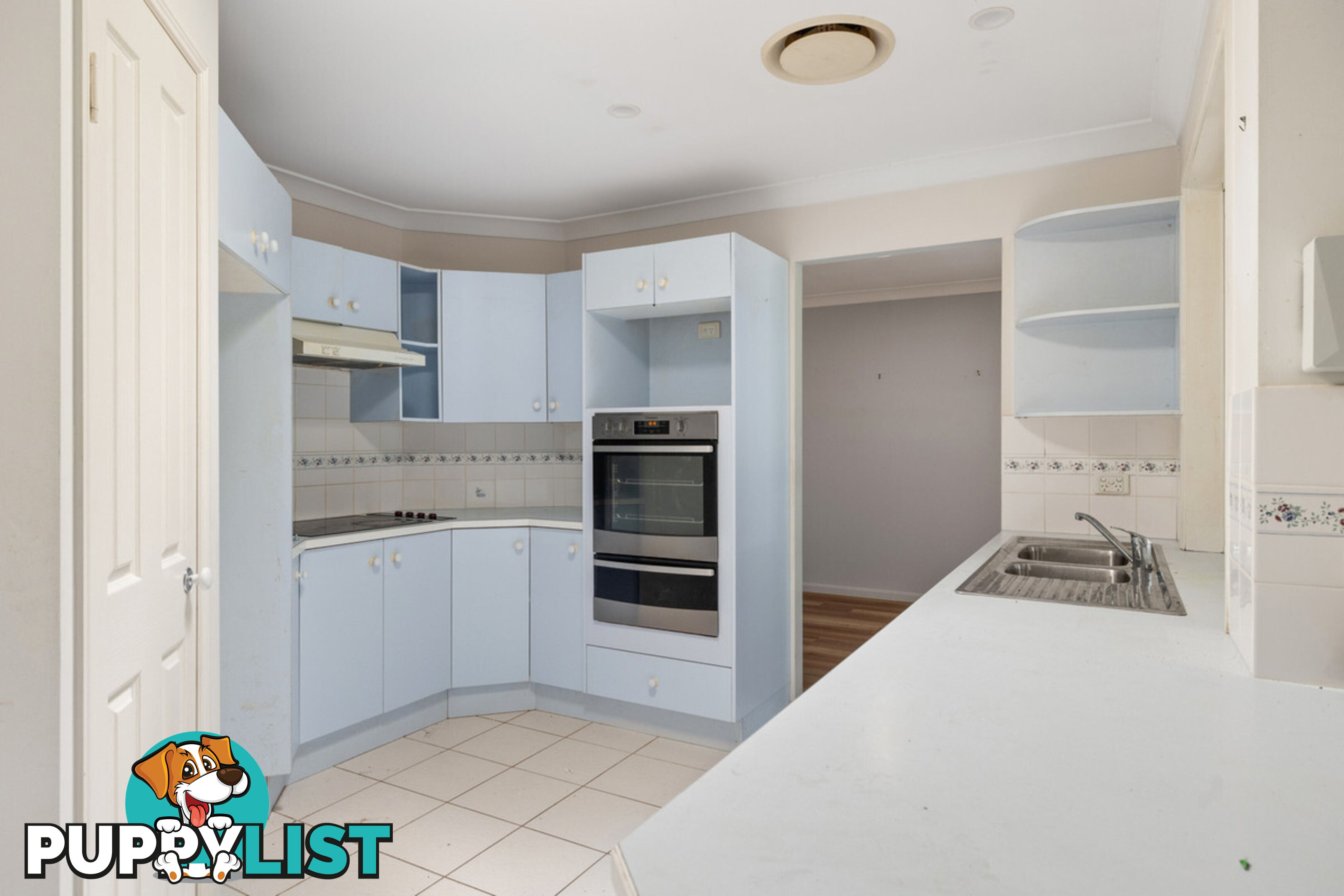 27 Seagull Street VICTORIA POINT QLD 4165