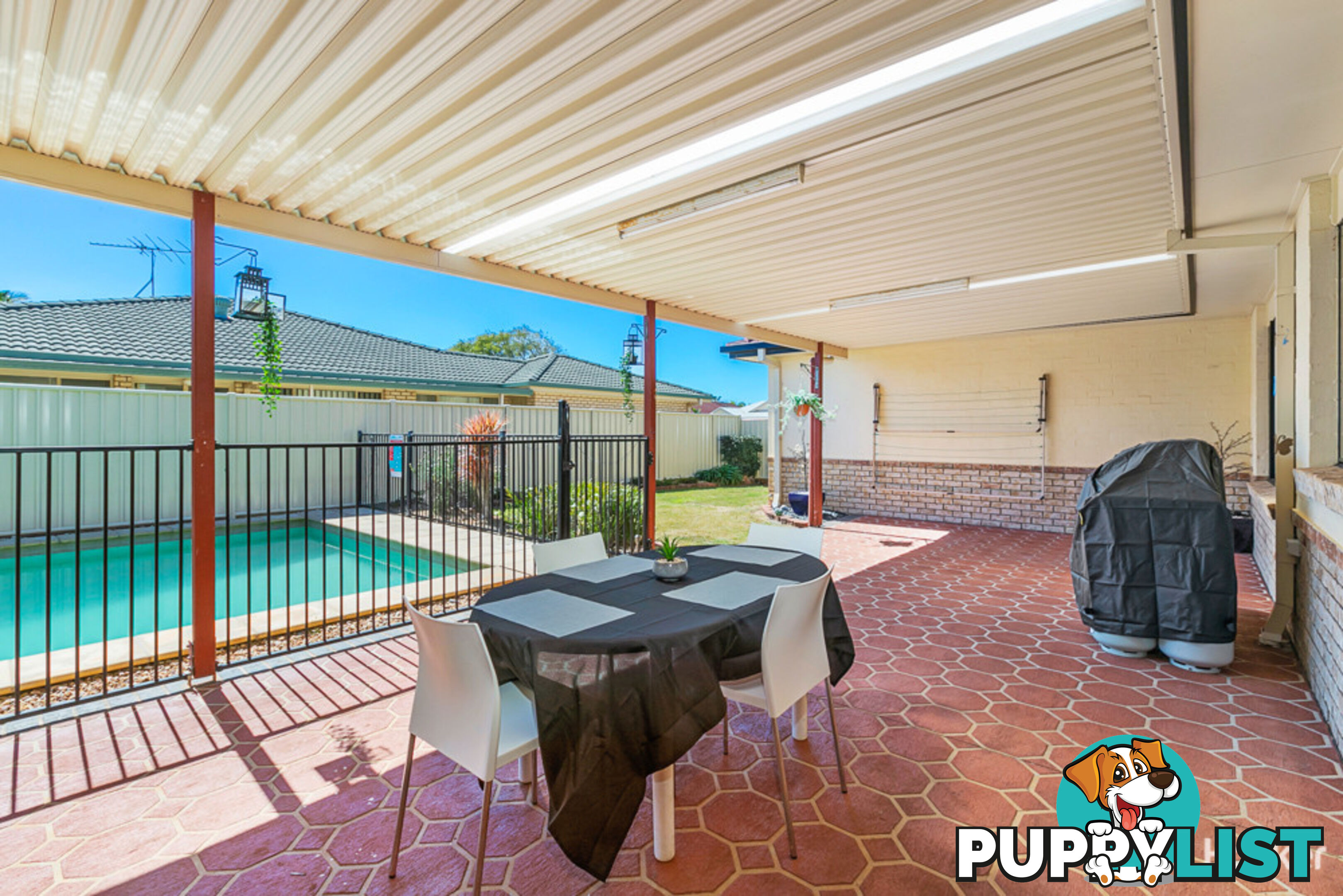 10 Kimbolton Drive REDLAND BAY QLD 4165