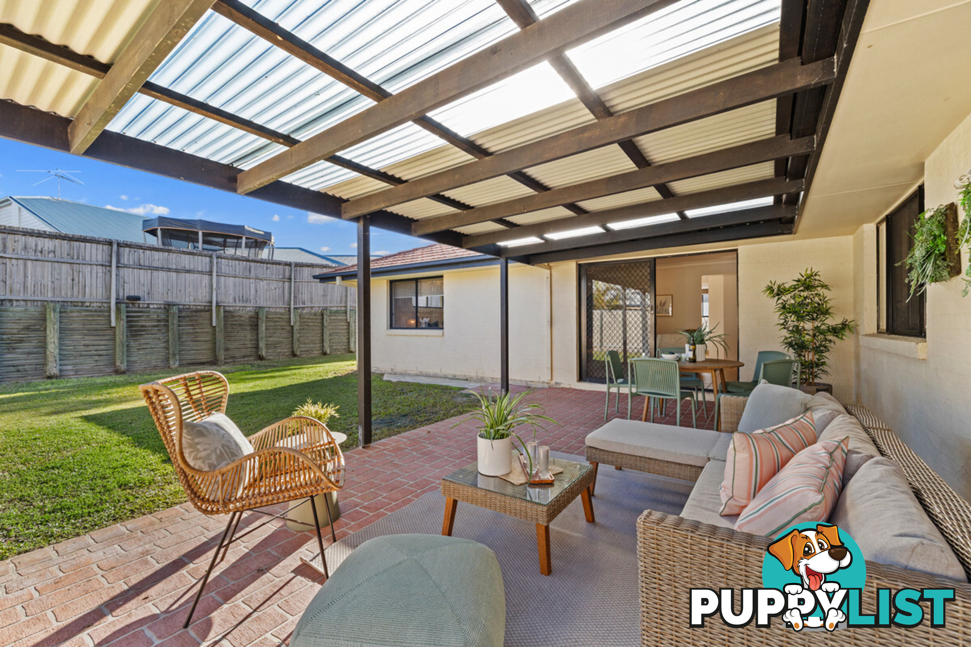 11 Sandy Drive VICTORIA POINT QLD 4165