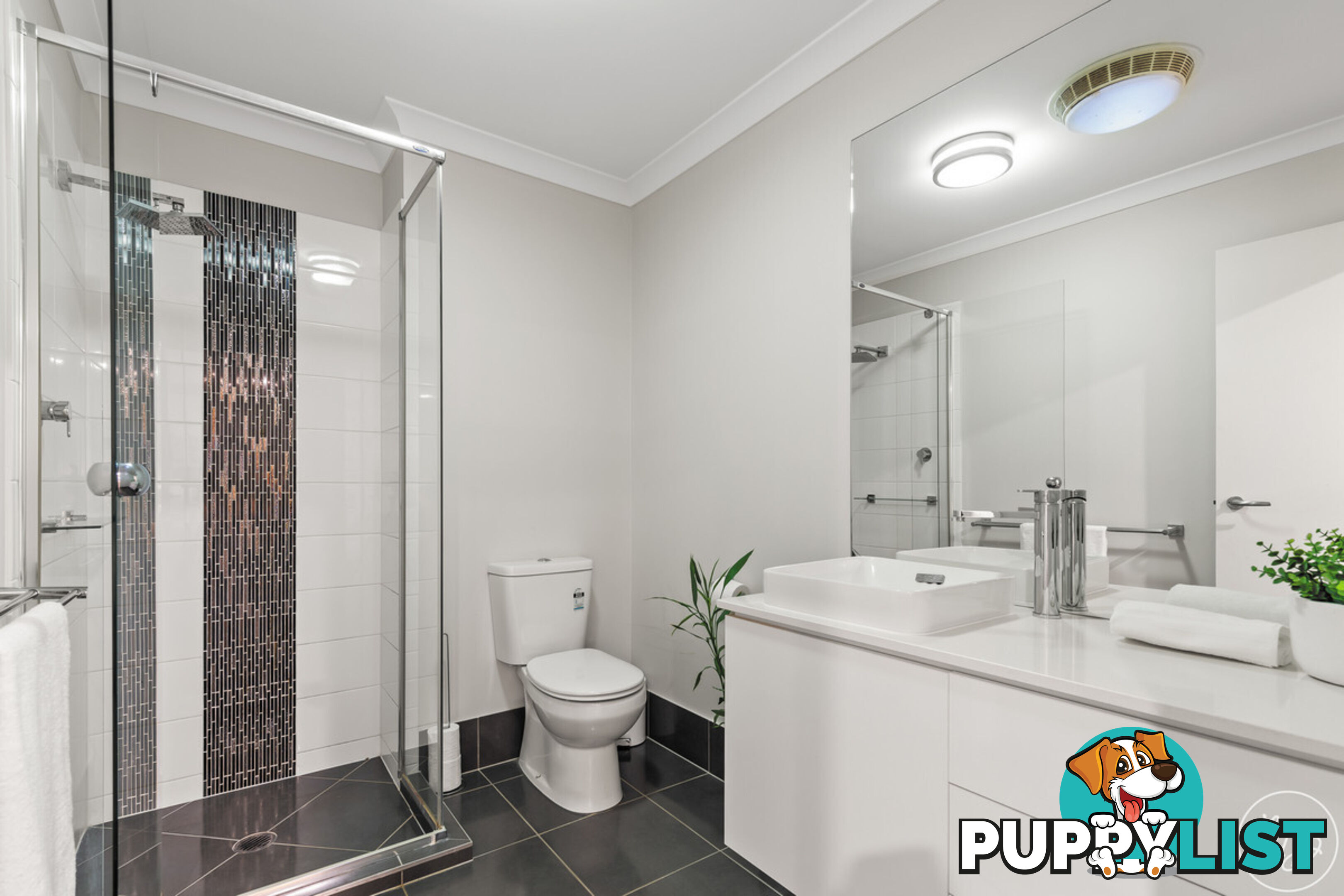 13 Kinsail Court RABY BAY QLD 4163