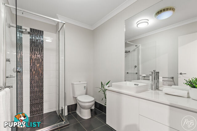 13 Kinsail Court RABY BAY QLD 4163