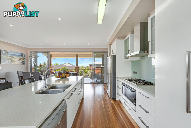 8 Lookout Court VICTORIA POINT QLD 4165