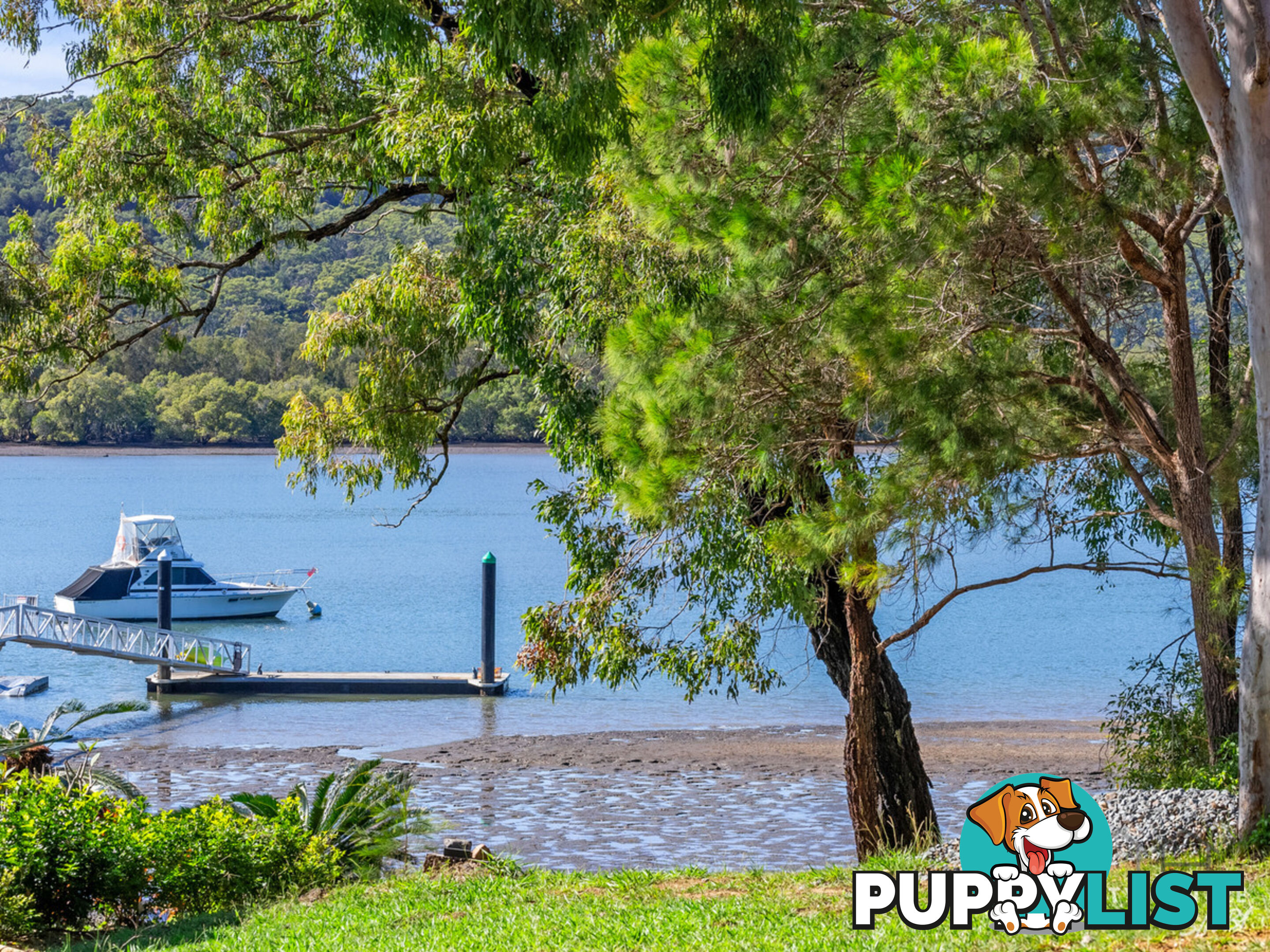 100 Wahine Drive RUSSELL ISLAND QLD 4184