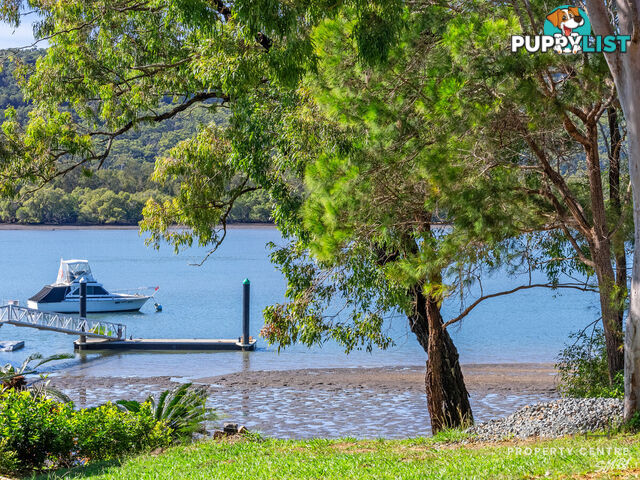 100 Wahine Drive RUSSELL ISLAND QLD 4184